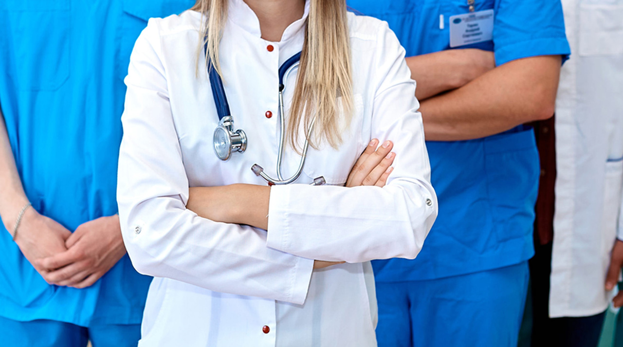 Medicine.,Male,People,-,Doctor,,Nurse,And,Surgeon.,A,Group