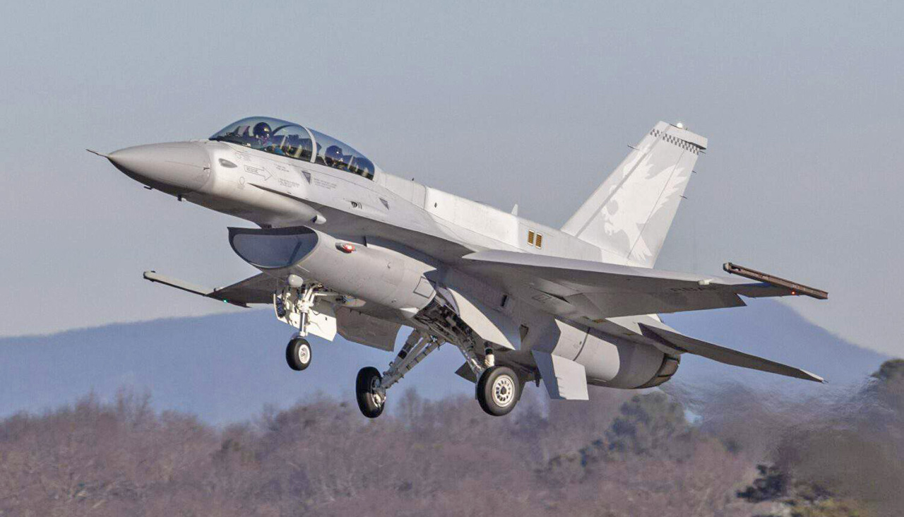 F-16