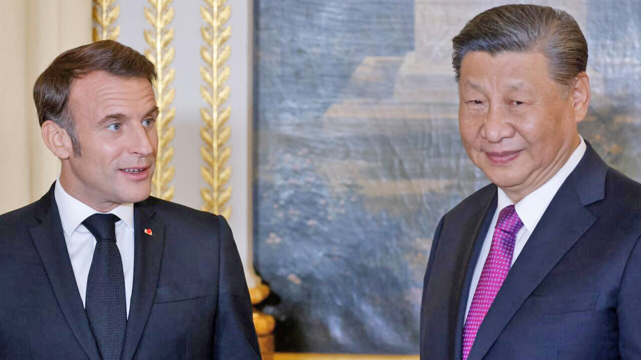 Xi cu macron