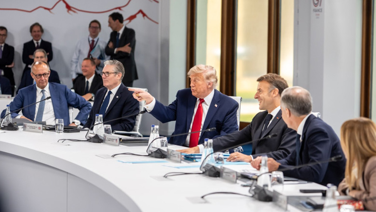 G7
